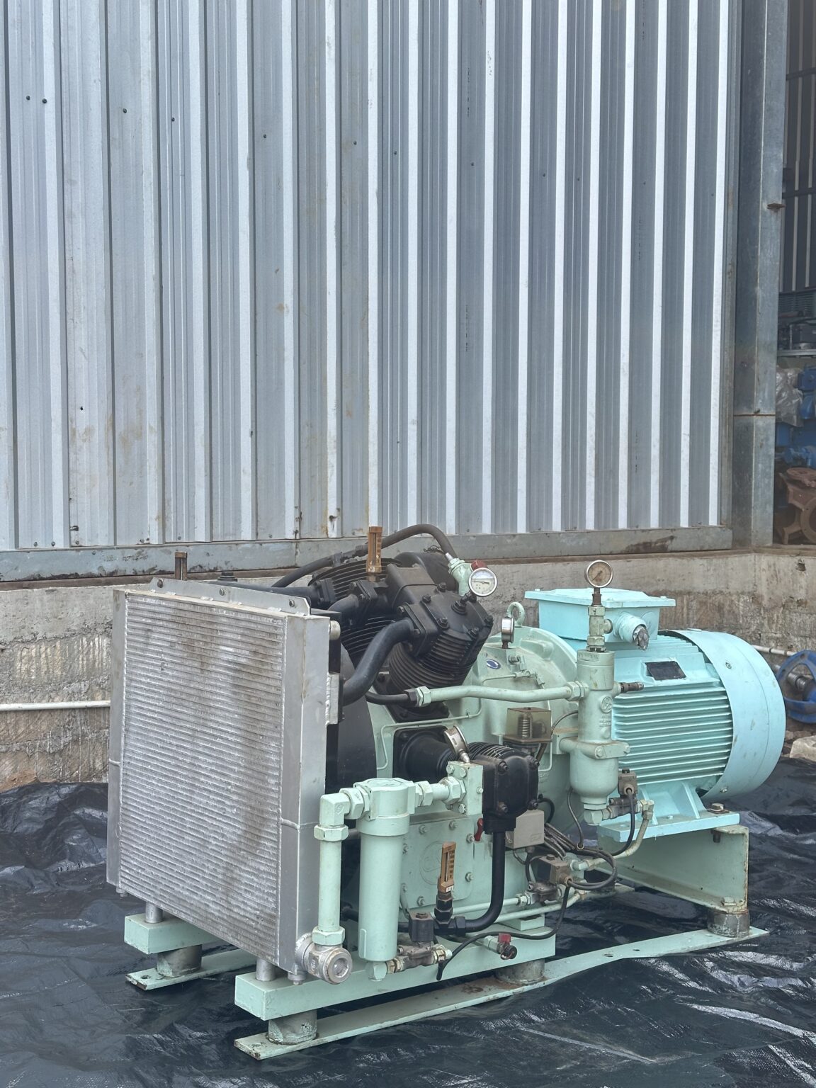 J.P. SAUER & SOHN - 311 L - MARINE AIR COMPRESSOR