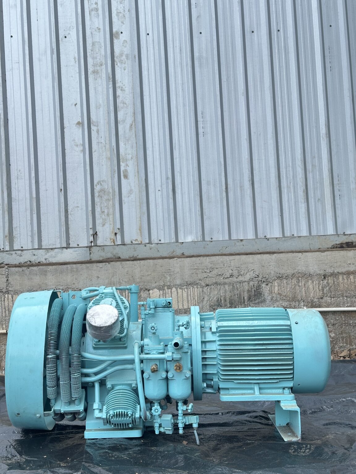 BUMHAN - LT 2116 X - MARINE AIR COMPRESSOR - Image 4