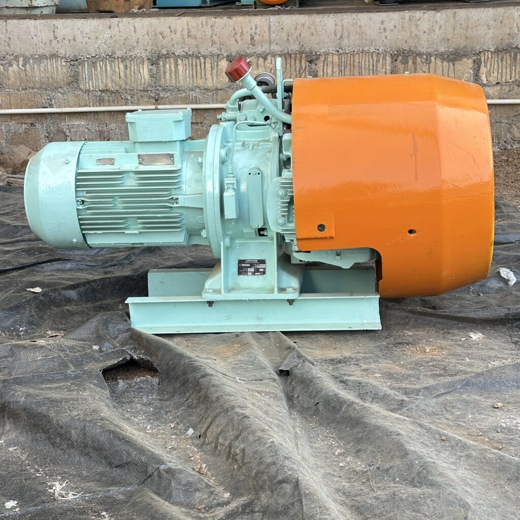 HATLAPA - L100 - MARINE AIR COMPRESSOR - Image 3