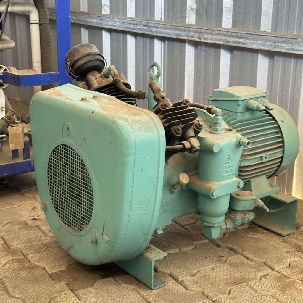 J.P. SAUER & SOHN - WP 15L-200 - MARINE AIR COMPRESSOR