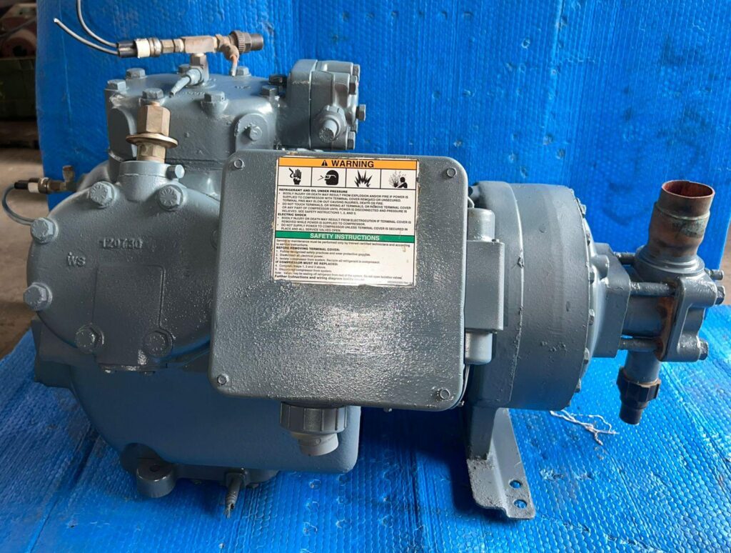 CARLYLE - 06E - SEMI-HERMETIC RECIPROCATING COMPRESSOR