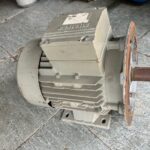 SIEMENS - 1LA61304AA16 - INDUSTRIAL MOTOR