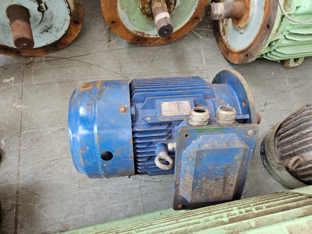 SBL - SM-160M1-2 - INDUCTION MOTOR - Image 3