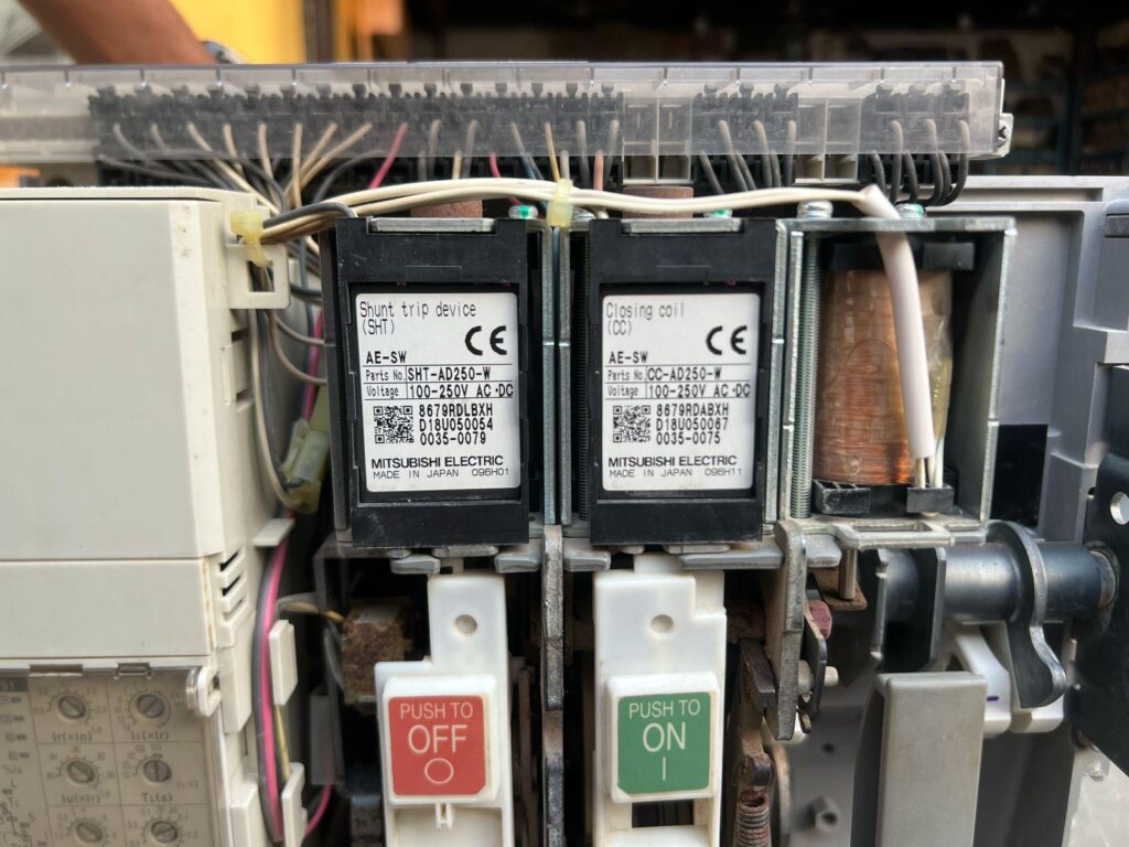 MITSUBISHI - AE1600-SW - AIR CIRCUIT BREAKER - Image 6