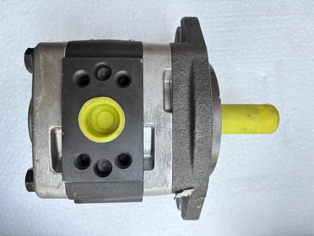VOITH - IPS 4-16 171 - GEAR HYDRAULIC PUMP - Image 3
