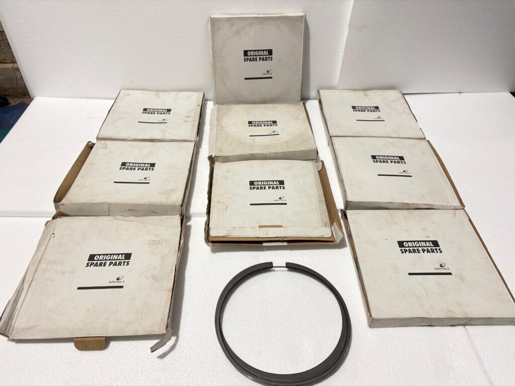WÄRTSILÄ - PISTON RING SET / OIL CONTROL RING