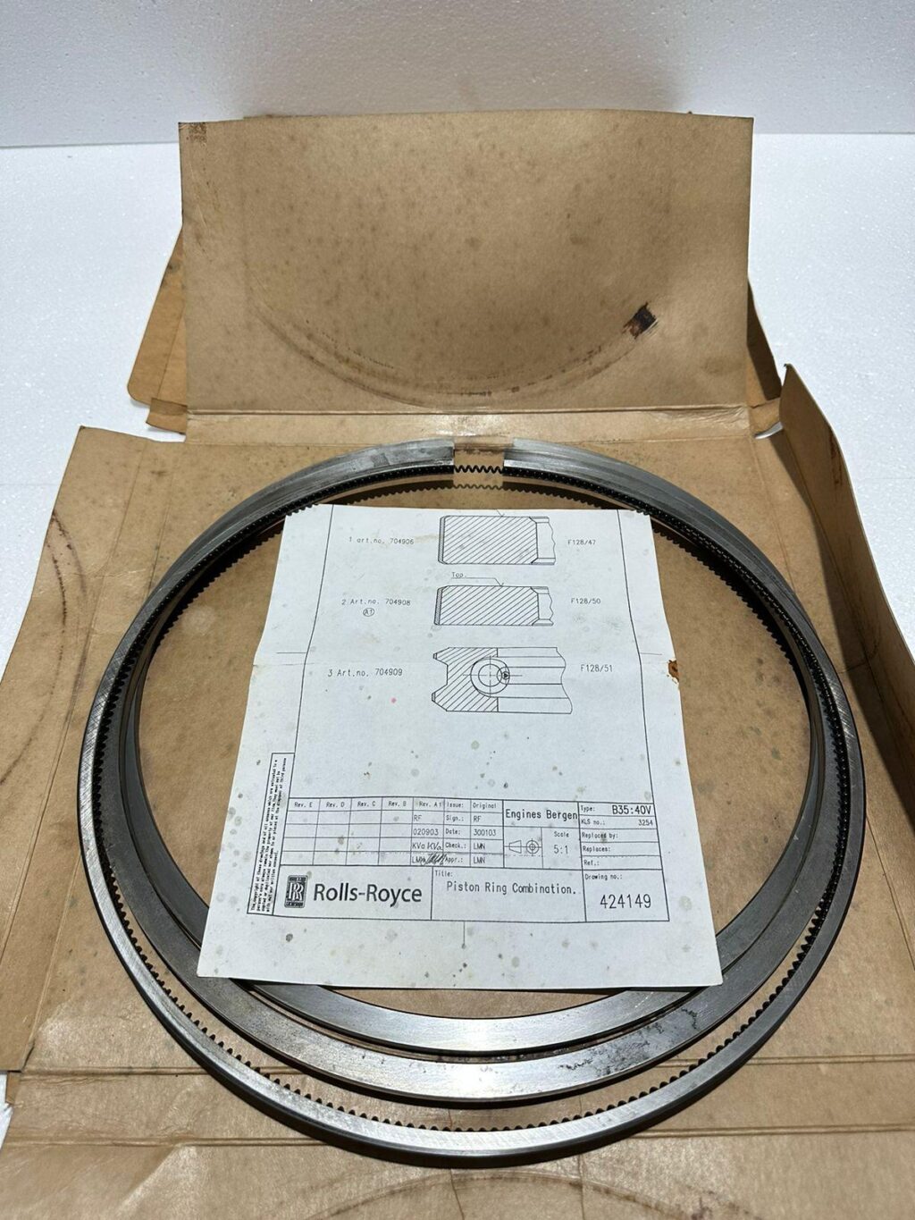 ROLLS-ROYCE - ENGINES BERGEN PISTON RING SET